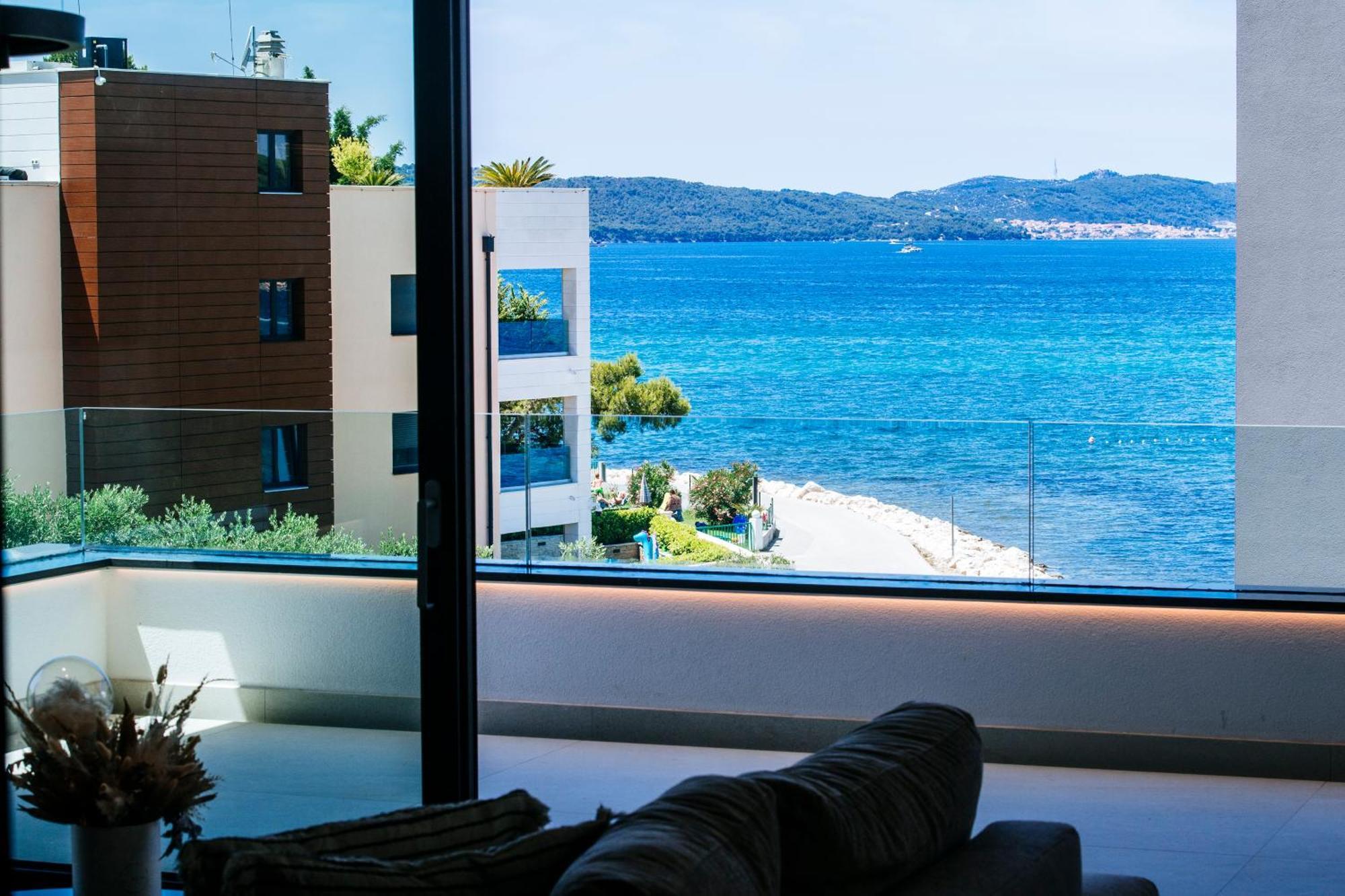Crystal Holiday Residence II Sukošan Екстериор снимка