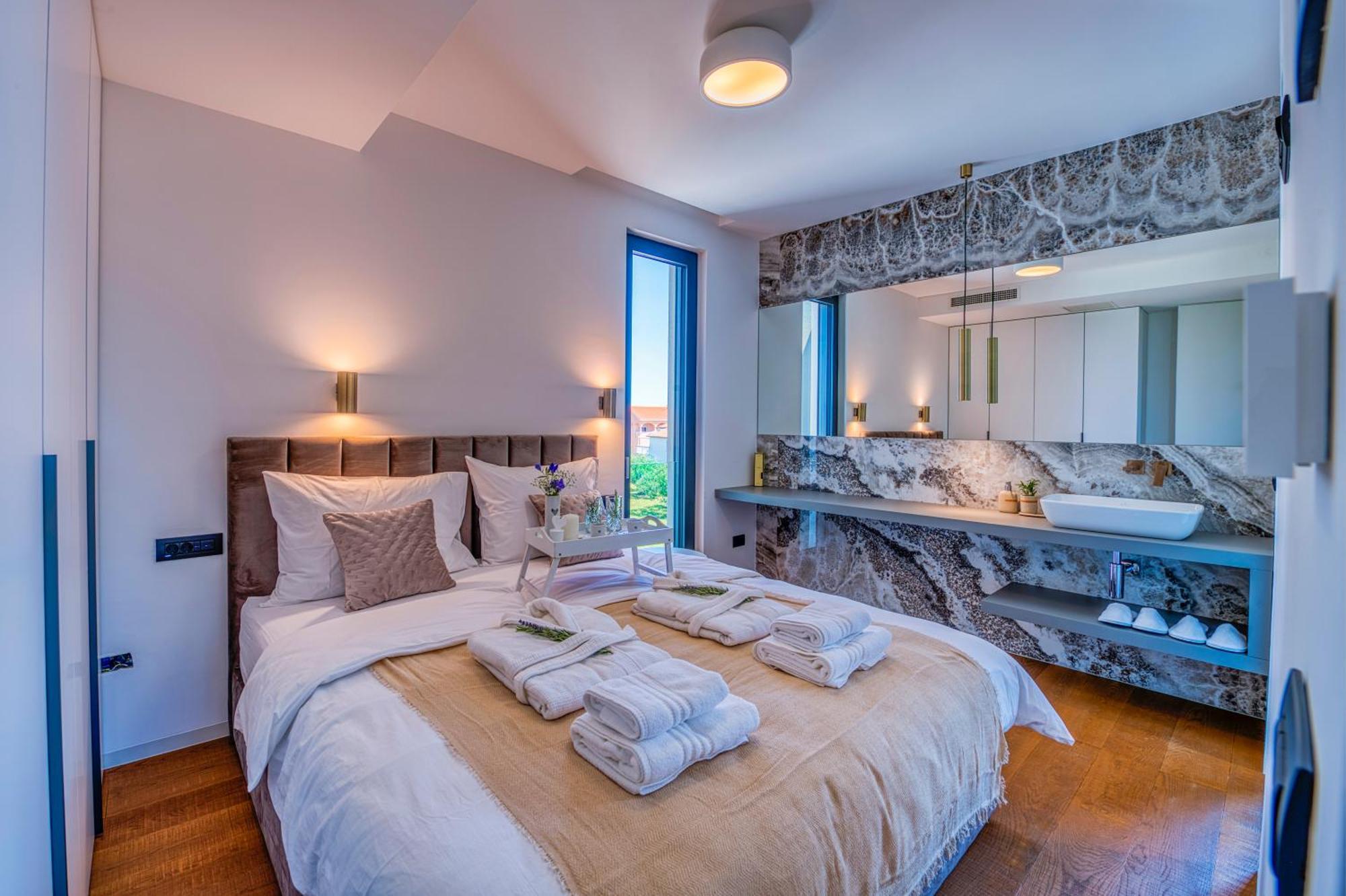 Crystal Holiday Residence II Sukošan Екстериор снимка