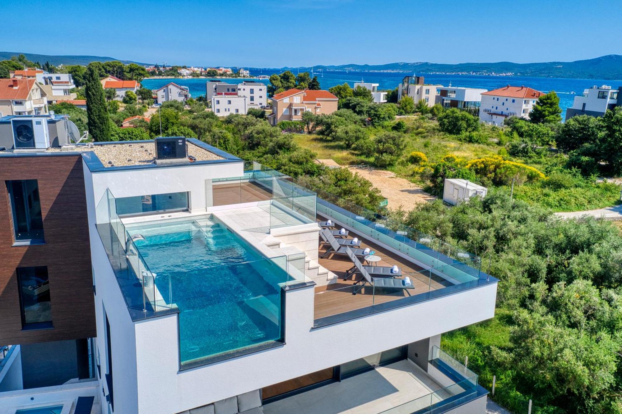 Crystal Holiday Residence II Sukošan Екстериор снимка
