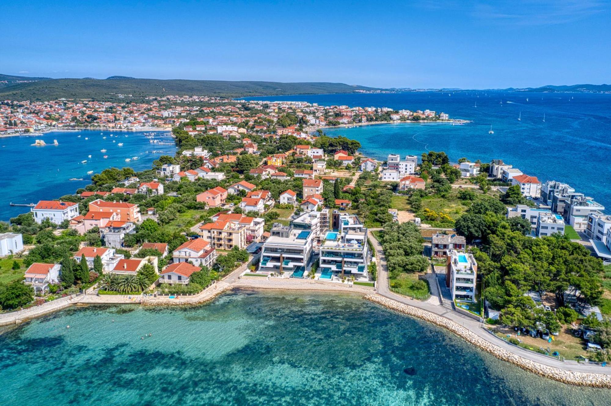 Crystal Holiday Residence II Sukošan Екстериор снимка