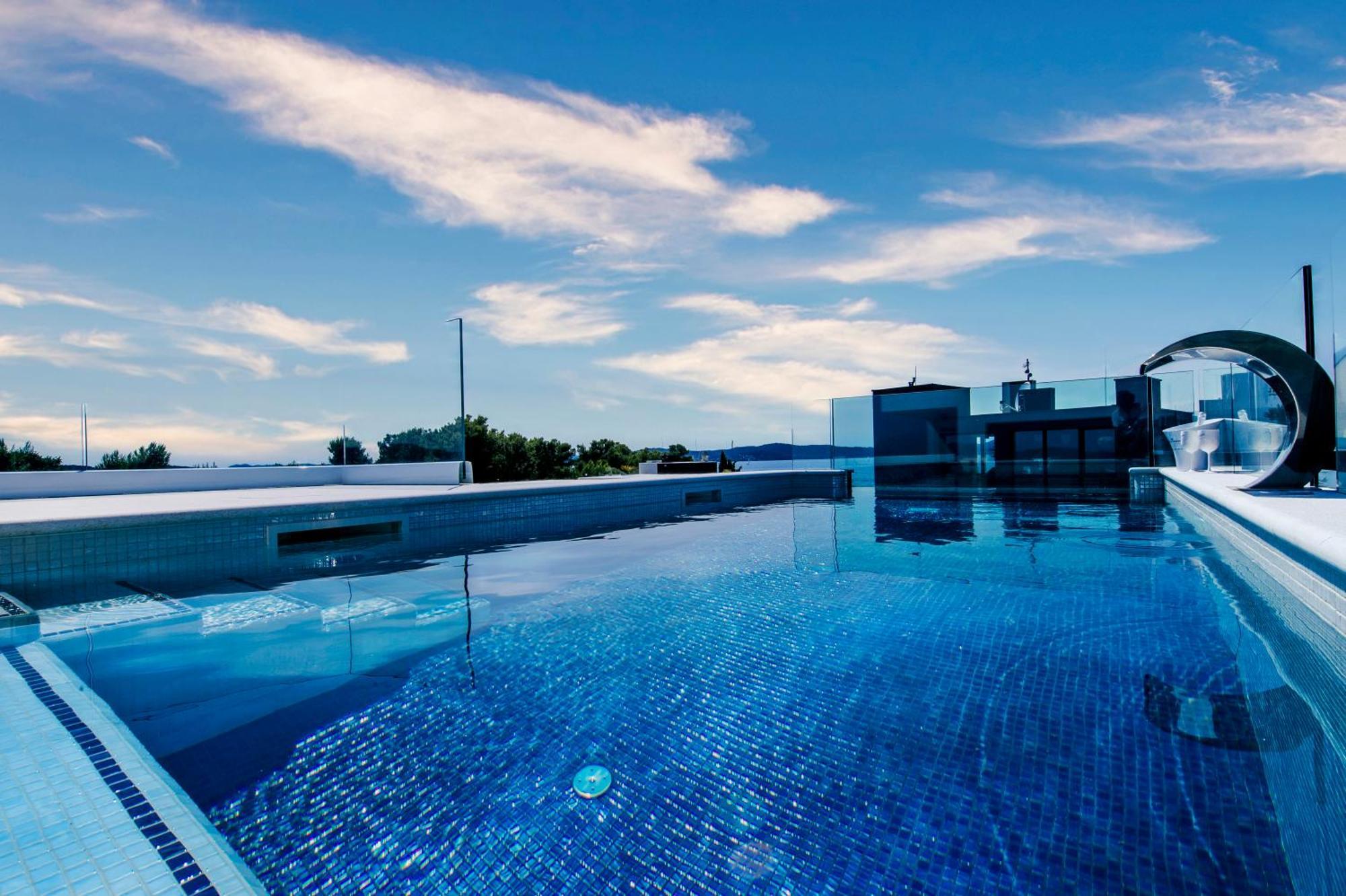 Crystal Holiday Residence II Sukošan Екстериор снимка
